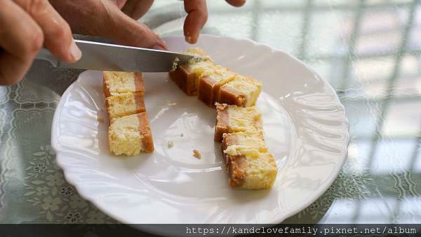 Cake_190809_0002.jpg